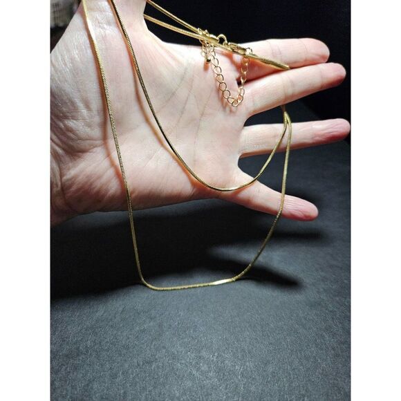 Gold tone looooong necklace - Picture 8 of 10